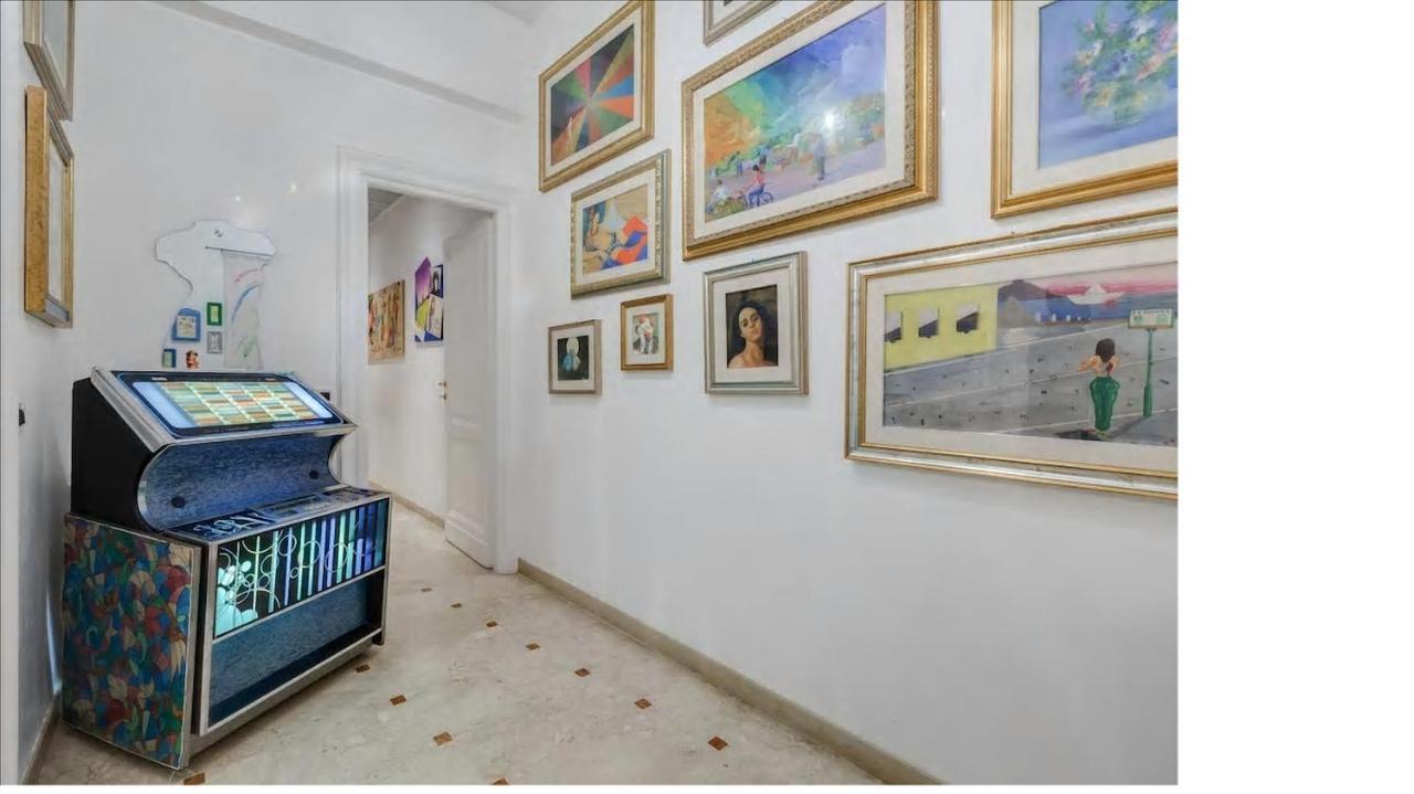Holiday Jeans Apartment Рим Экстерьер фото