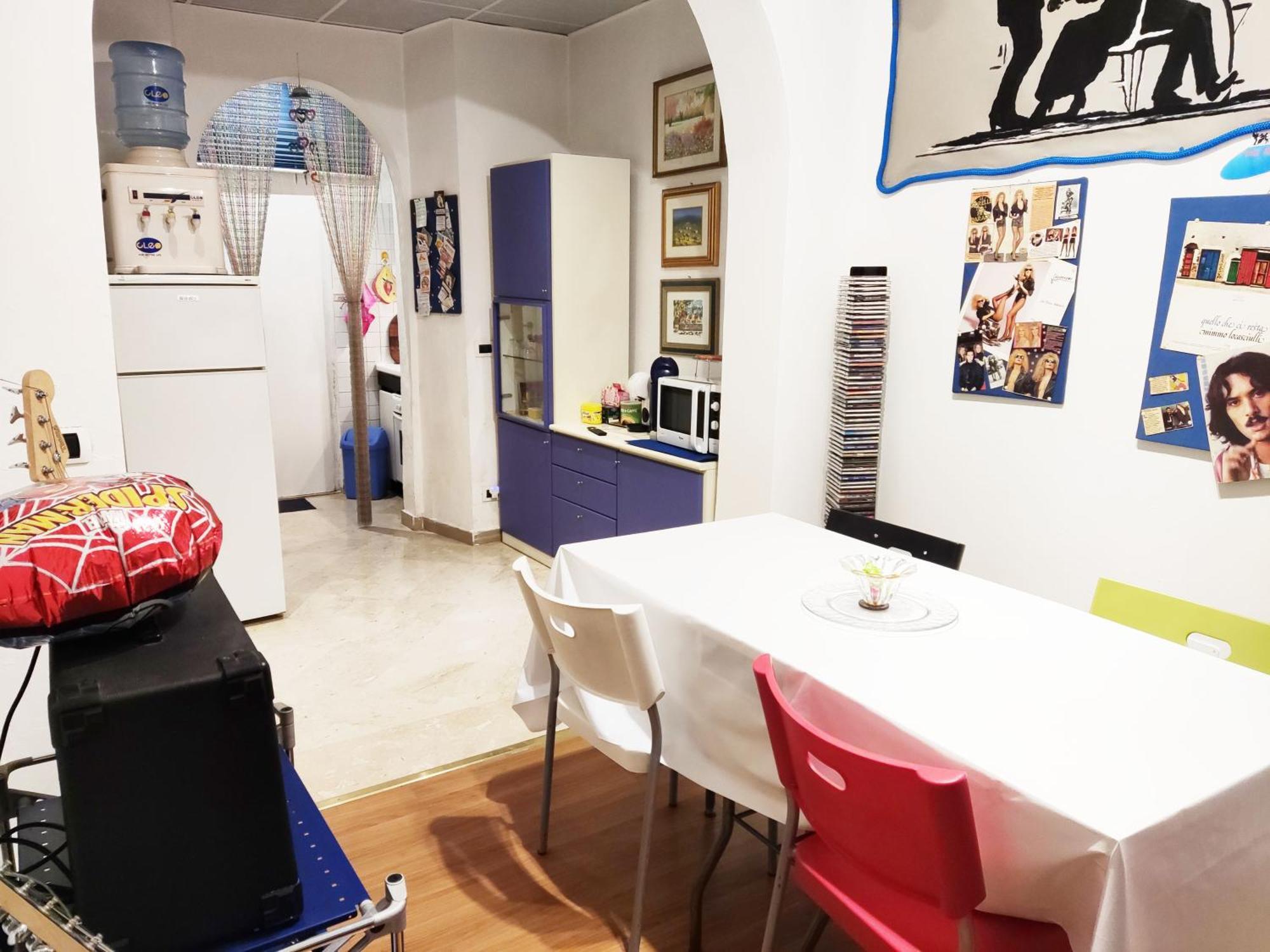 Holiday Jeans Apartment Рим Экстерьер фото
