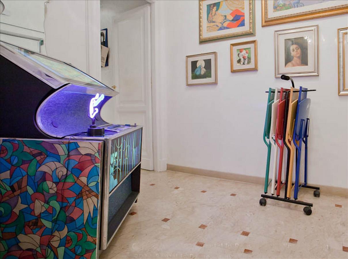 Holiday Jeans Apartment Рим Экстерьер фото