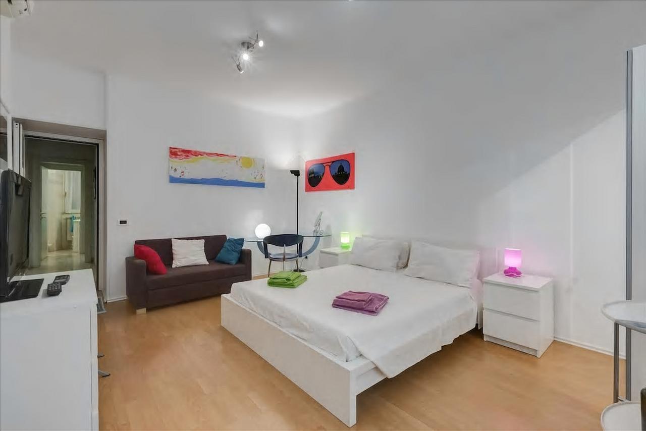 Holiday Jeans Apartment Рим Экстерьер фото
