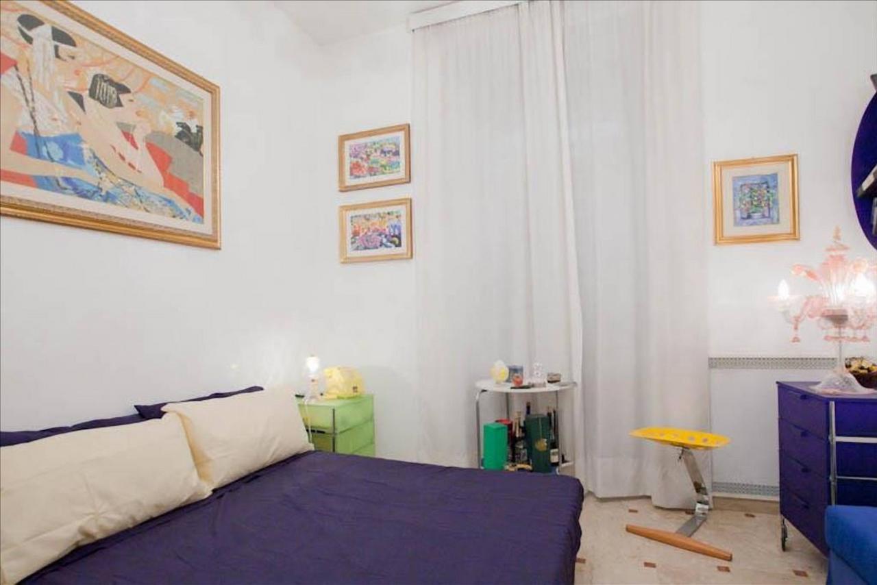 Holiday Jeans Apartment Рим Экстерьер фото