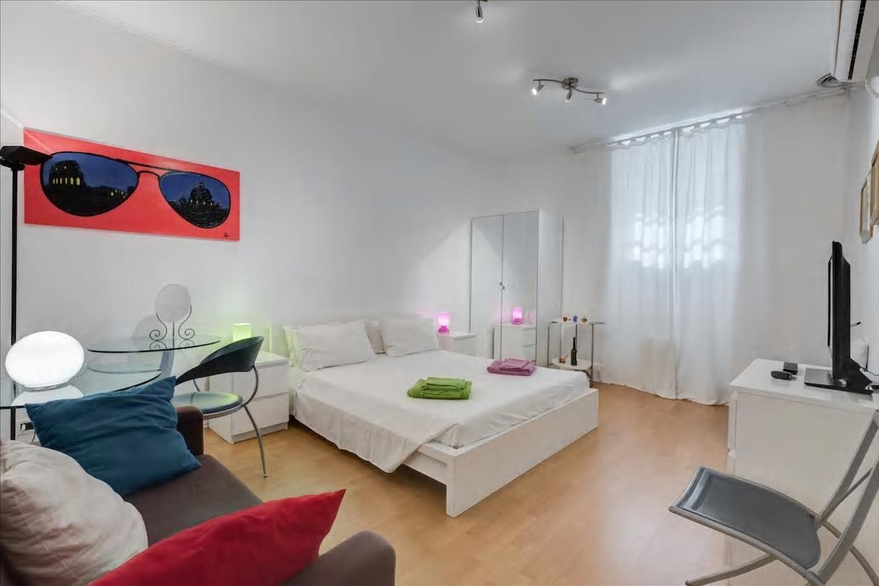 Holiday Jeans Apartment Рим Экстерьер фото